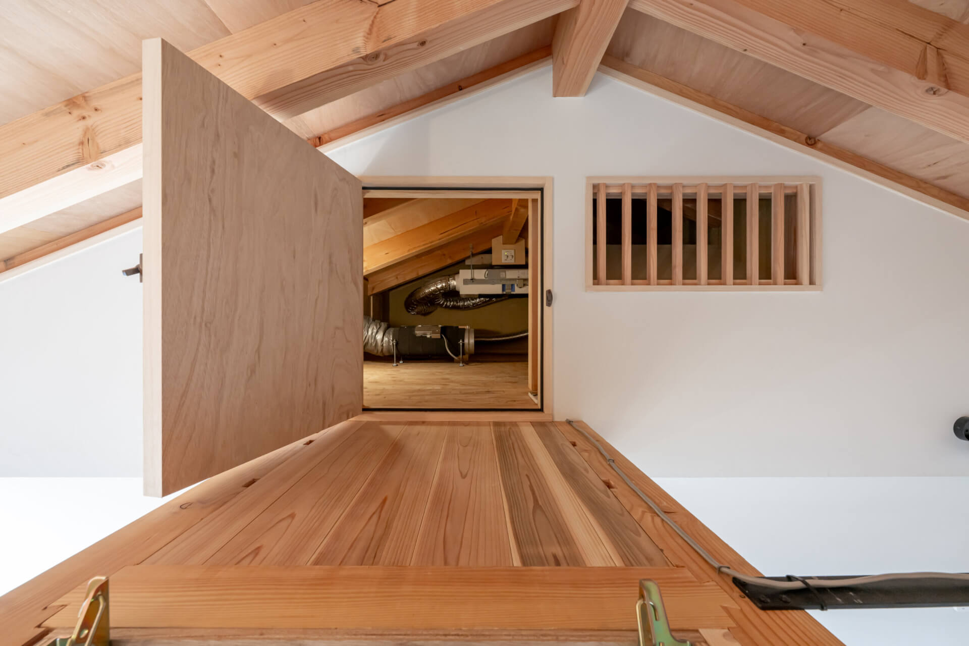 小屋裏エアコン