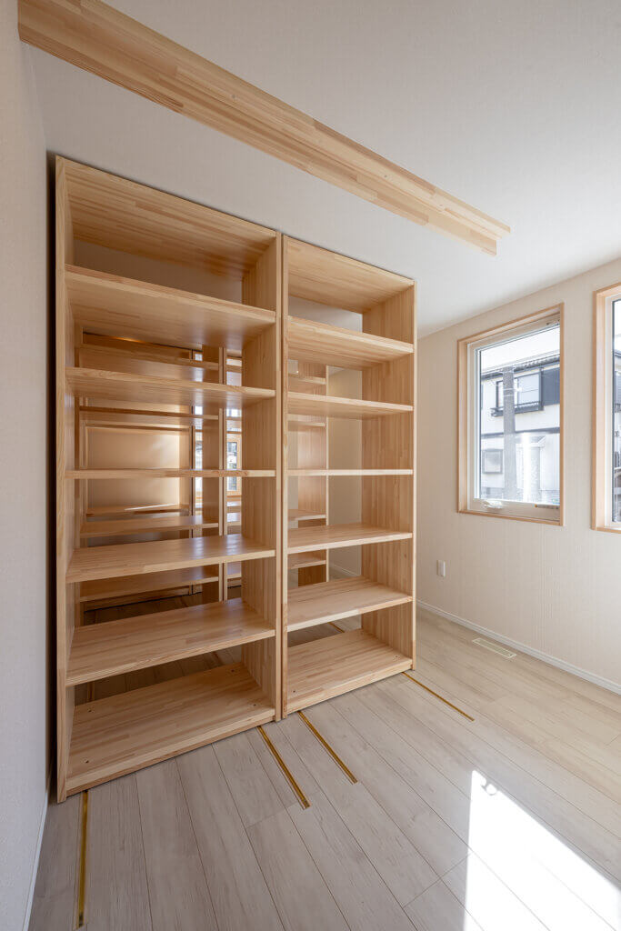 可動本棚　架台　造作
